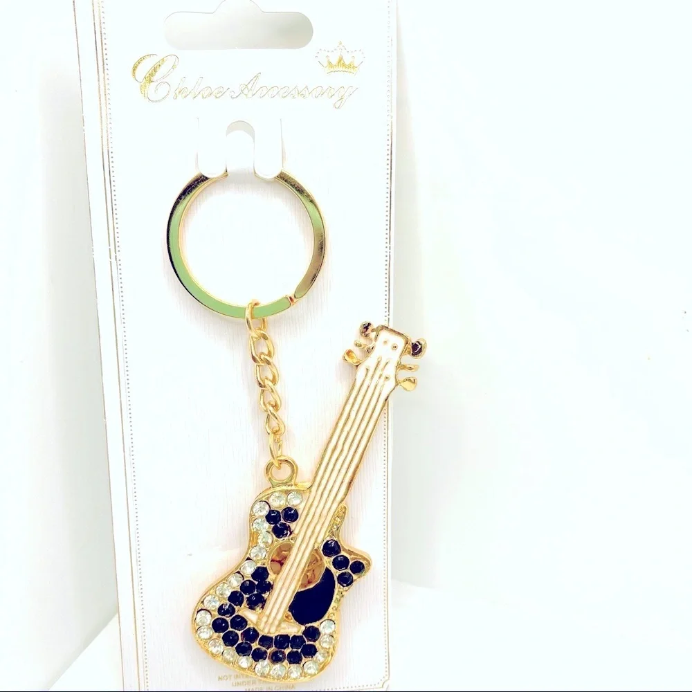 NWT Purse charm key holder Guitar Crystal in black and white